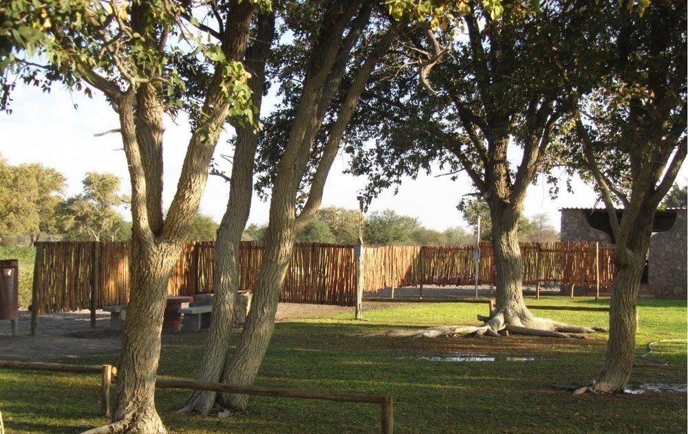 Eldorado Guest House & Camping Okaukuejo Exterior photo